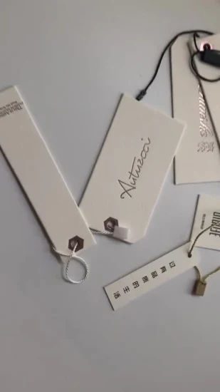 Etiquetas de pendurar de papel de impressão de design personalizado de produto de melhor qualidade da fábrica da China