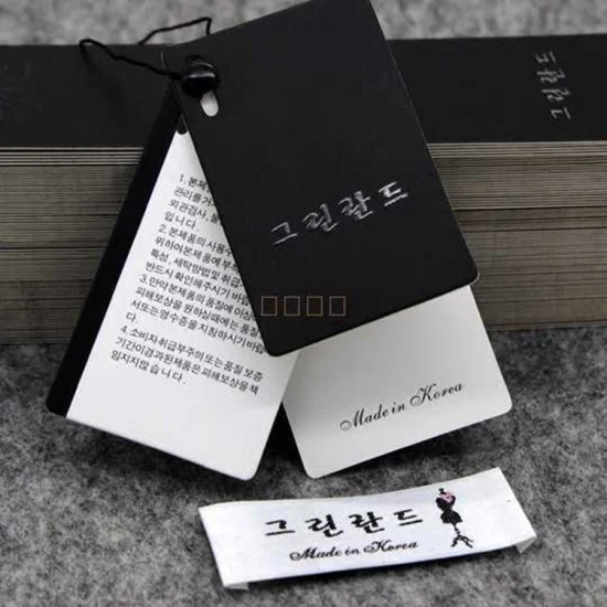Hangtags de papel de PVC de marca própria personalizadas Etiqueta de papel de roupas personalizadas